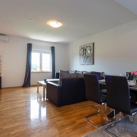 Apartmani Karoca 3 Pola Esterno foto