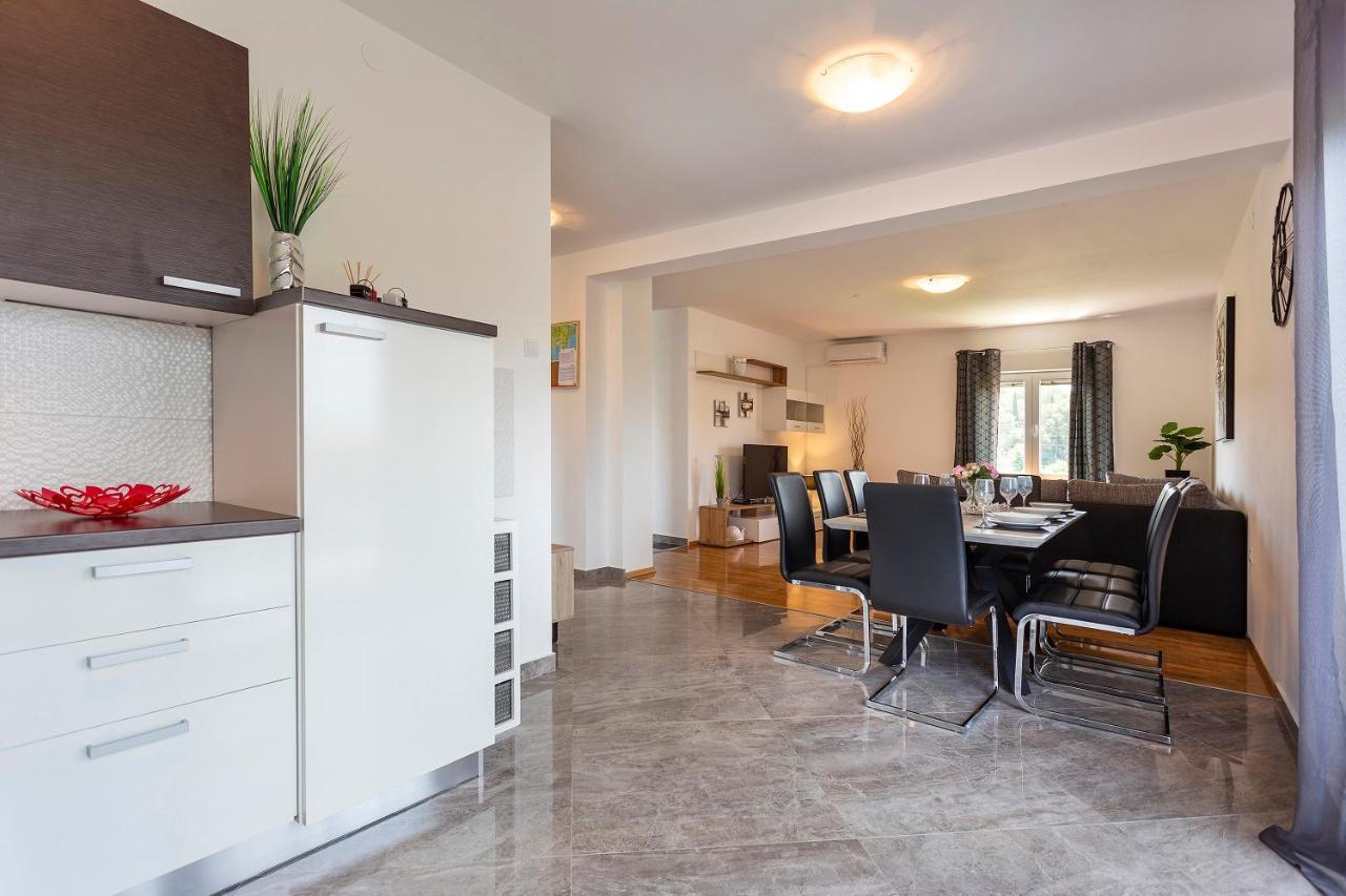 Apartmani Karoca 3 Pola Esterno foto