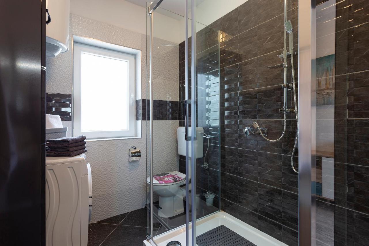 Apartmani Karoca 3 Pola Esterno foto