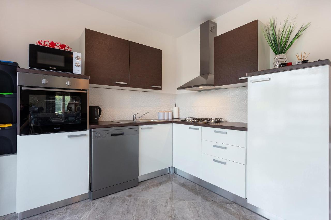Apartmani Karoca 3 Pola Esterno foto