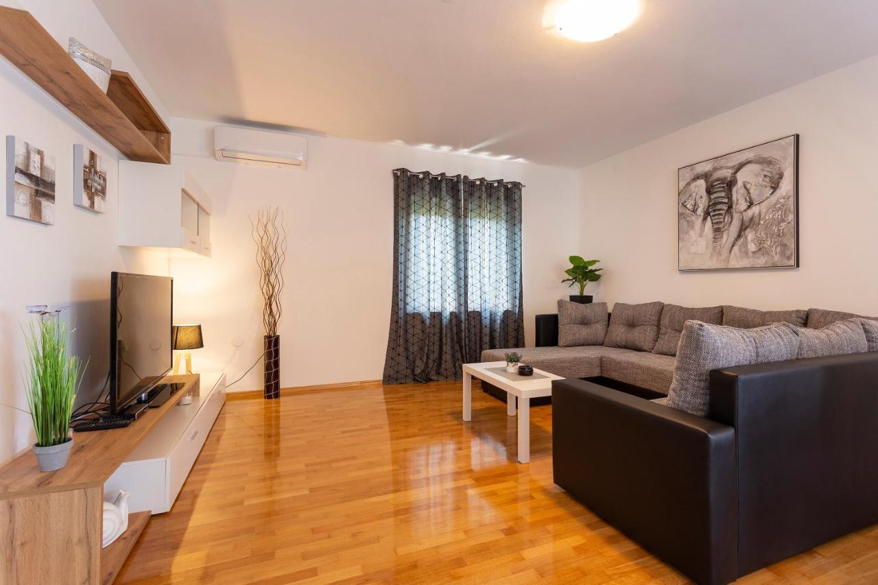Apartmani Karoca 3 Pola Esterno foto