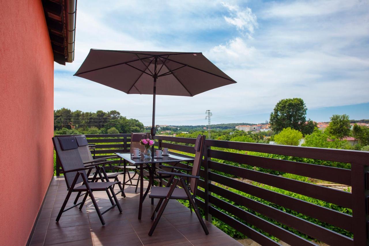 Apartmani Karoca 3 Pola Esterno foto