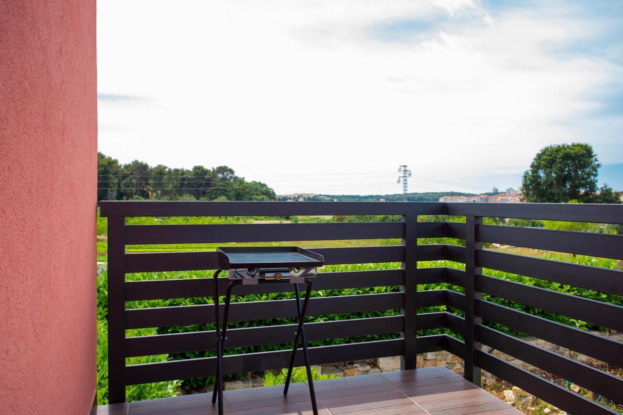 Apartmani Karoca 3 Pola Esterno foto